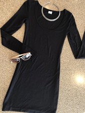 WILFRED FREE Aritzia LBD Little Black Bodycon Dress Long Sleeve Scoop Neck XS