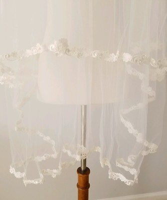 NWT David\'s Bridal ivory lace edge 2 tier veil David main image 3