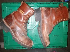 Chippewa Waterproof Brown Leather Logger Boots 73061  Mens Size 9 US  THINSULATE