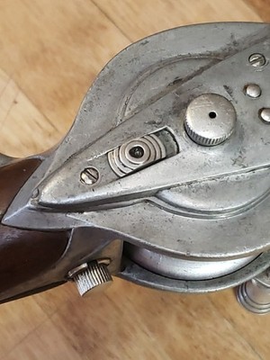RARE Vintage Hurd Super Caster Detroit fishing reel with Original