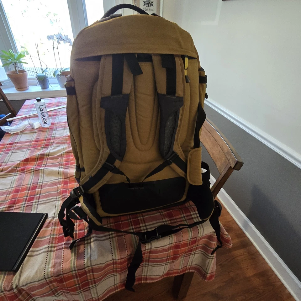 Mochila negra Jansport Deluxe Euro Sak de lona  Foto 3 de 4