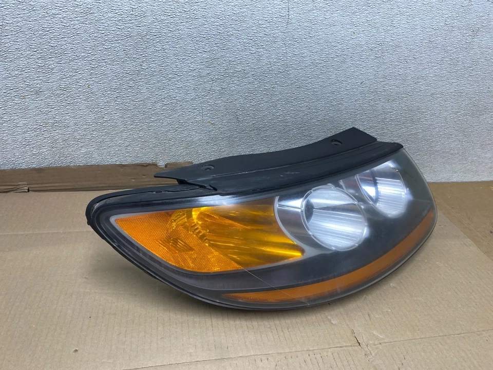 Оригинальная правосторонняя галогенная фара для Hyundai Santa Fe 2007 2008 2009 годов выпуска U2788 DW - Изображение 3 из 4