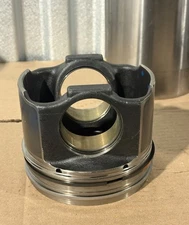 John Deere Piston-Liner Kit JD DZ D2118014-2724A RE 529264 thumbnail 3