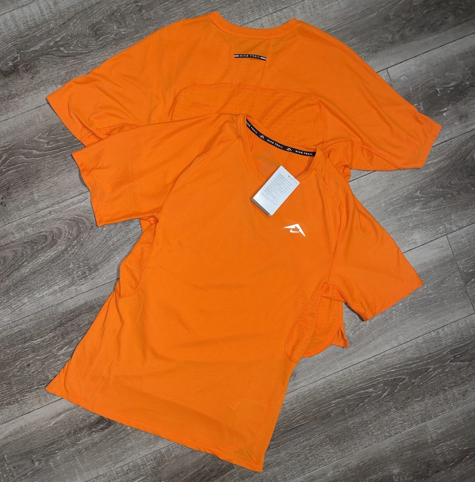 Nike Dri-Fit Trail Solar Chase Orange Cotton Top BNWT Small T-Shirt S Tee