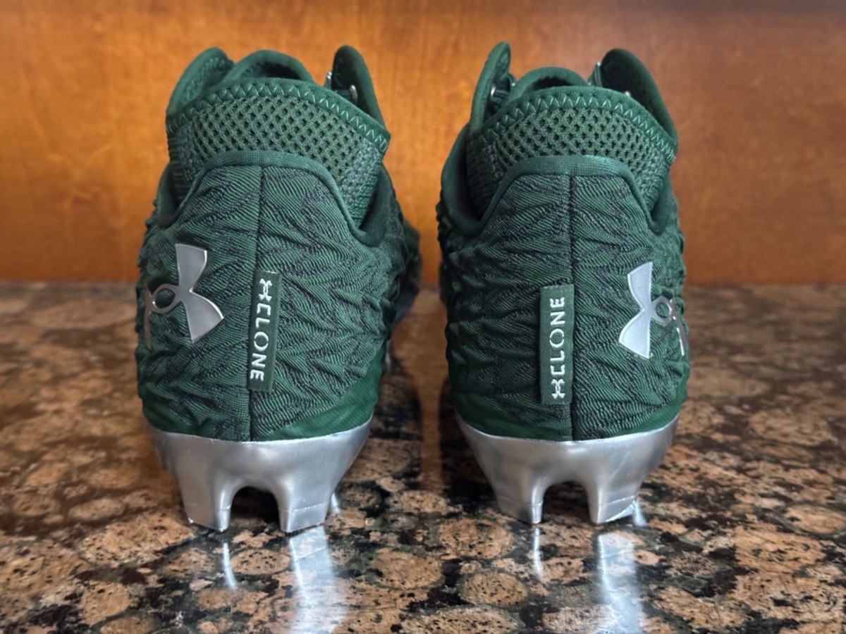 New Mens 8.5 UNDER ARMOUR UA SPOTLIGHT CLONE 4.0 MC FOOTBALL
