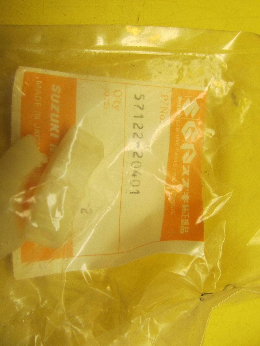 NOS OEM Suzuki Throttle Cable Guide Slider 57122-20401 RM80 RM125