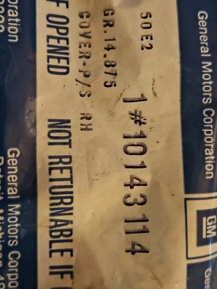 Cubierta de soporte guía de cinturón de seguridad derecha NOS GM 10143114 para 88 Chevy Beretta/Córcega Foto 2 de 4