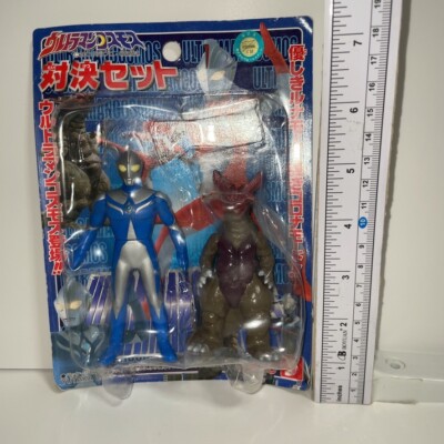 USED F415 Ultra Hero Ultraman Cosmos & Ultra Monster Golmede