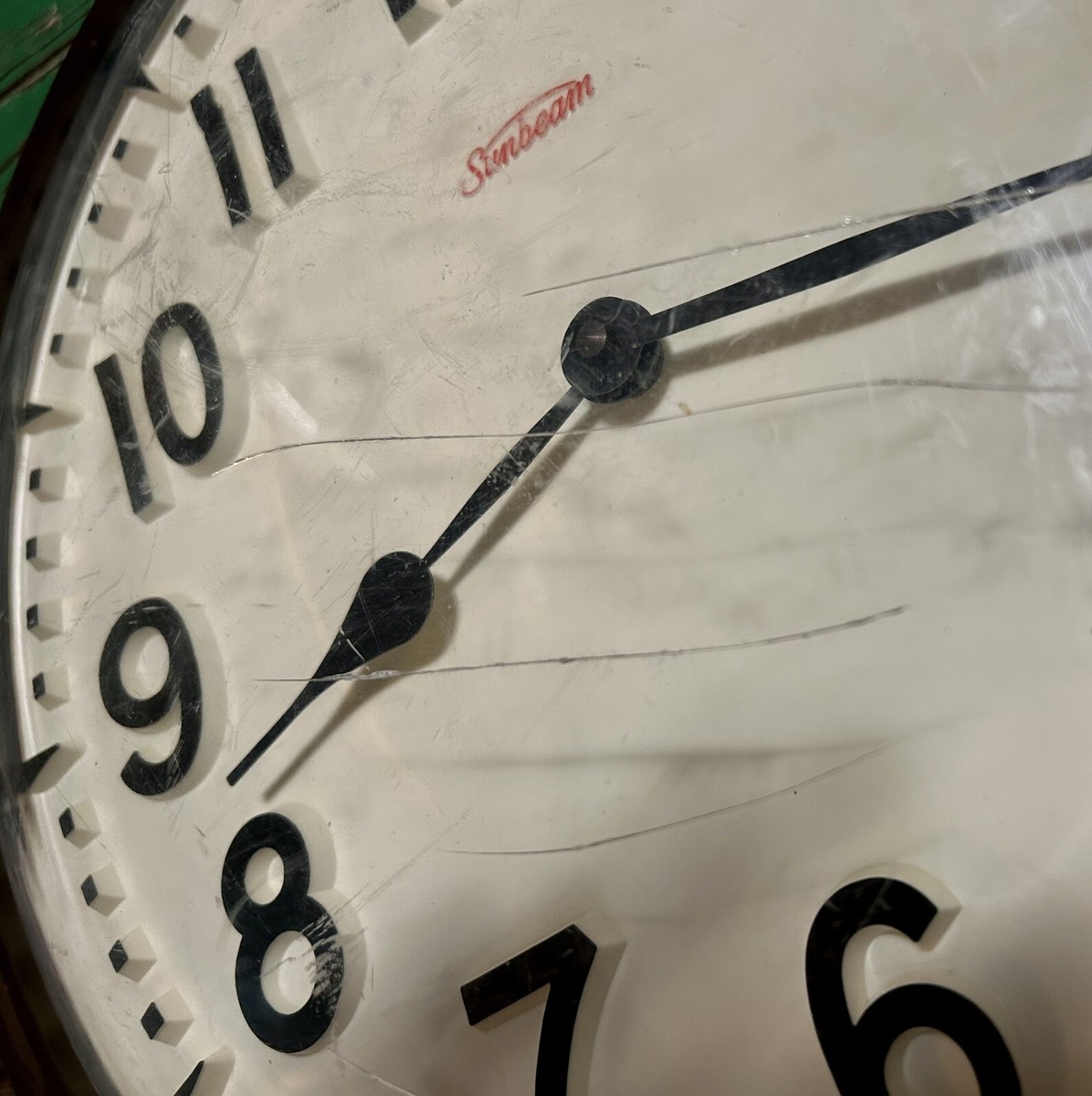 Vintage Sunbeam Plastic Battery Operated Wall Clock Works!!! | eBay