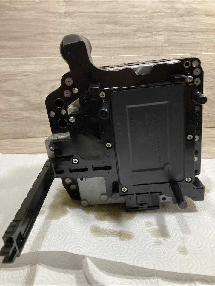 MÓDULO DE CONTROL DE TRANSMISIÓN VOLKSWAGEN PASSAT JETTA OEM CUERPO DE VÁLVULA MECATRÓNICA Foto 2 de 4
