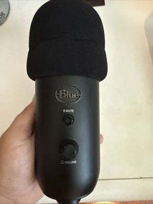 DAMAGED Blue Yeti, Still Works But Muffled Noise. Purchased In 2016