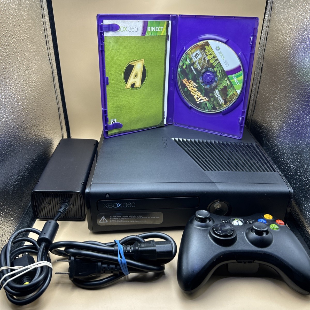 Microsoft Xbox 360 Slim Black 4gb console with Kinect Bundle