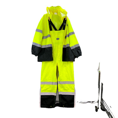 Boss Safety Rain Suit Men's XL Yellow Reflective Jacket Bib Pants Safety Gear