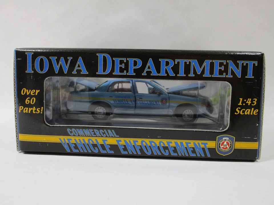 Gearbox Ford Crown Vic Diecast 1:43 Scale Iowa Commercial Vehicle Enforcement - Image 3 of 4