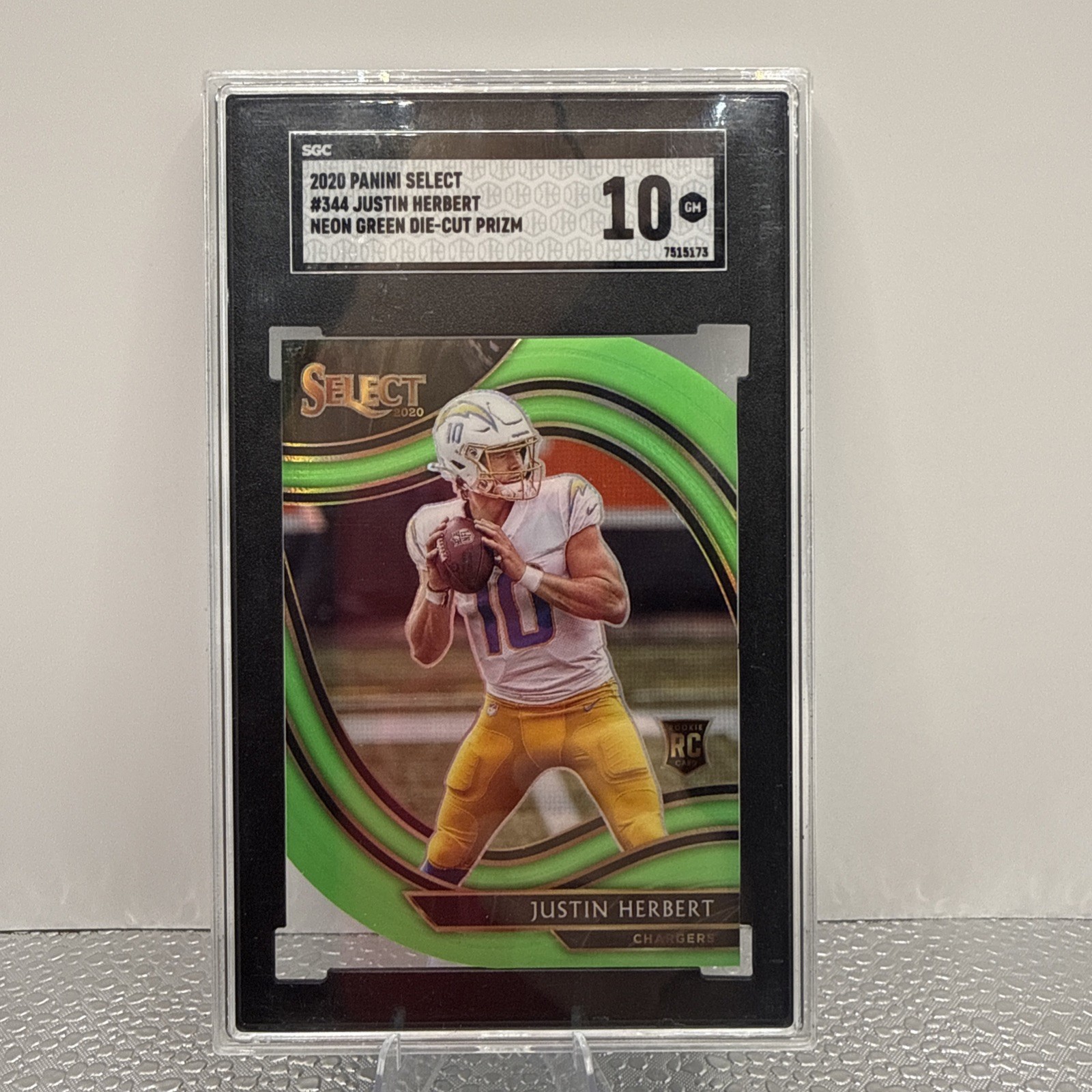 2020 Select Justin Herbert RC Neon Green Prizm Die Cut Field #344 SGC 10