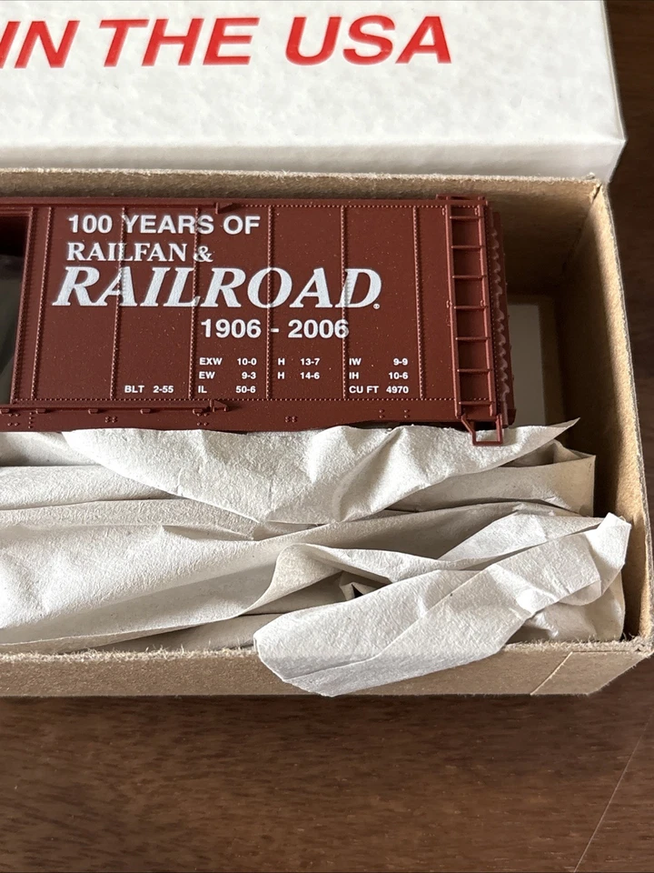 Accurail HO Scale Carsten Single Door Boxcar Kit New Road #2006 - Image 4 of 4