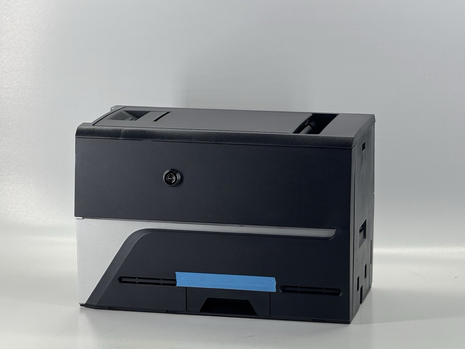 Entrust Sigma DS4 Financial Card Instant Issuance Printer