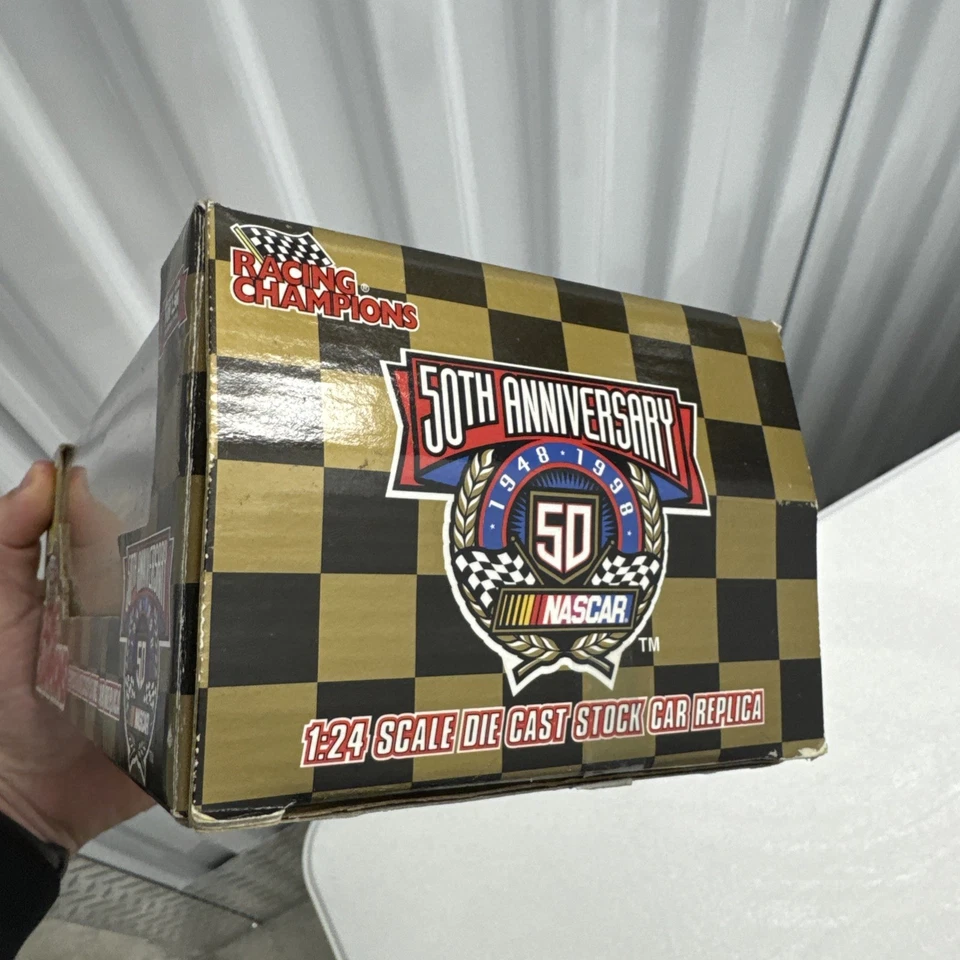 1999 Limited Edition GOLD M&M 1:24 Racing Champions #36 Ken Schrader NASCAR - Image 4 of 4