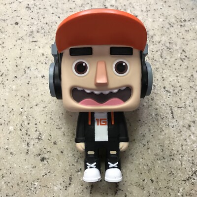 LAMO 5'' Legacy Gamers Summit 1G Vinyl Figure SG01 - Nice Condition - Fast Ship!