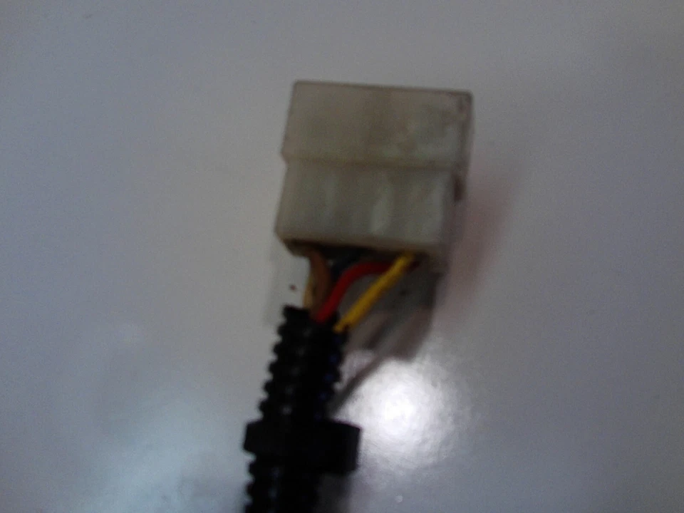 KAWASAKI EX 250 5 WIRE IGNITION UPPER TRIPLE TREE CLAMP STOCK 250 NINJA - Image 4 of 4