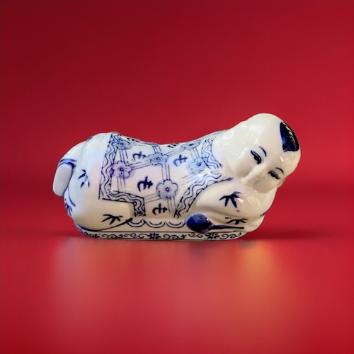 Chinese Blue & White Porcelain Headrest Opium Pillow Resting Baby Buddha VTG