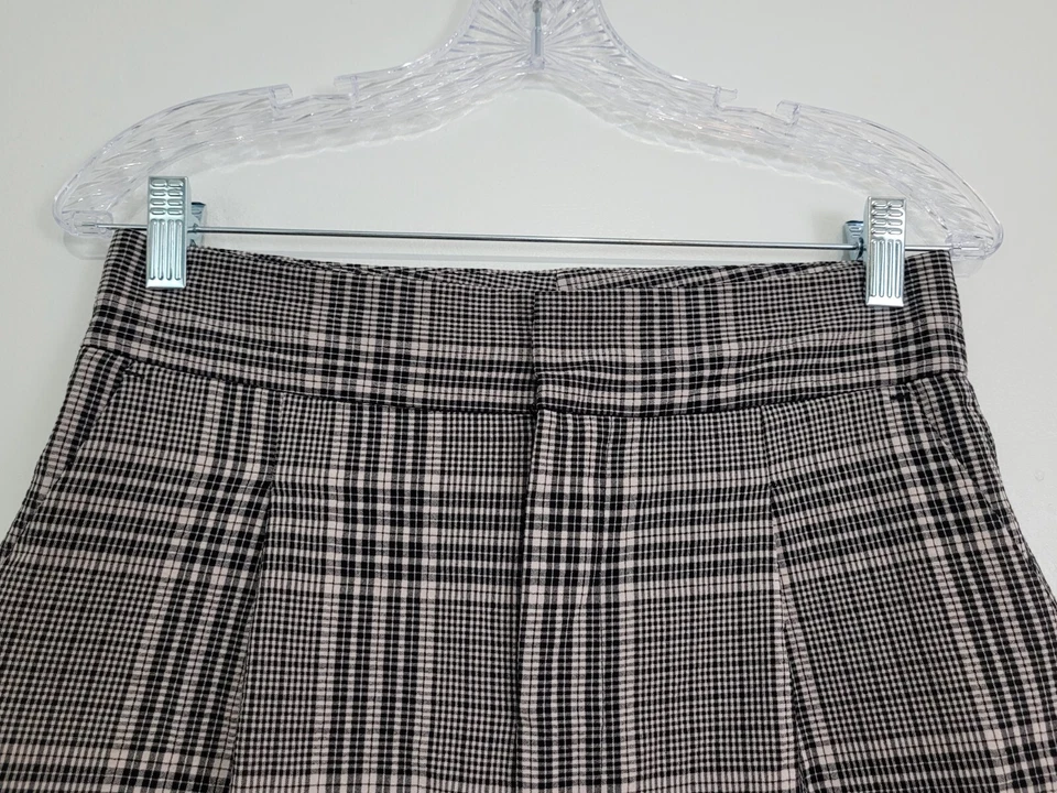 (M5) Pantalones Cortos Zara Mujer Talla M Cintura Alta Plisados Cuadros Cuadros Bolsillos Seersucker Foto 2 de 4