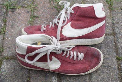 Nike Blazer Gr. 7 Rot Turnschuhe High Tops