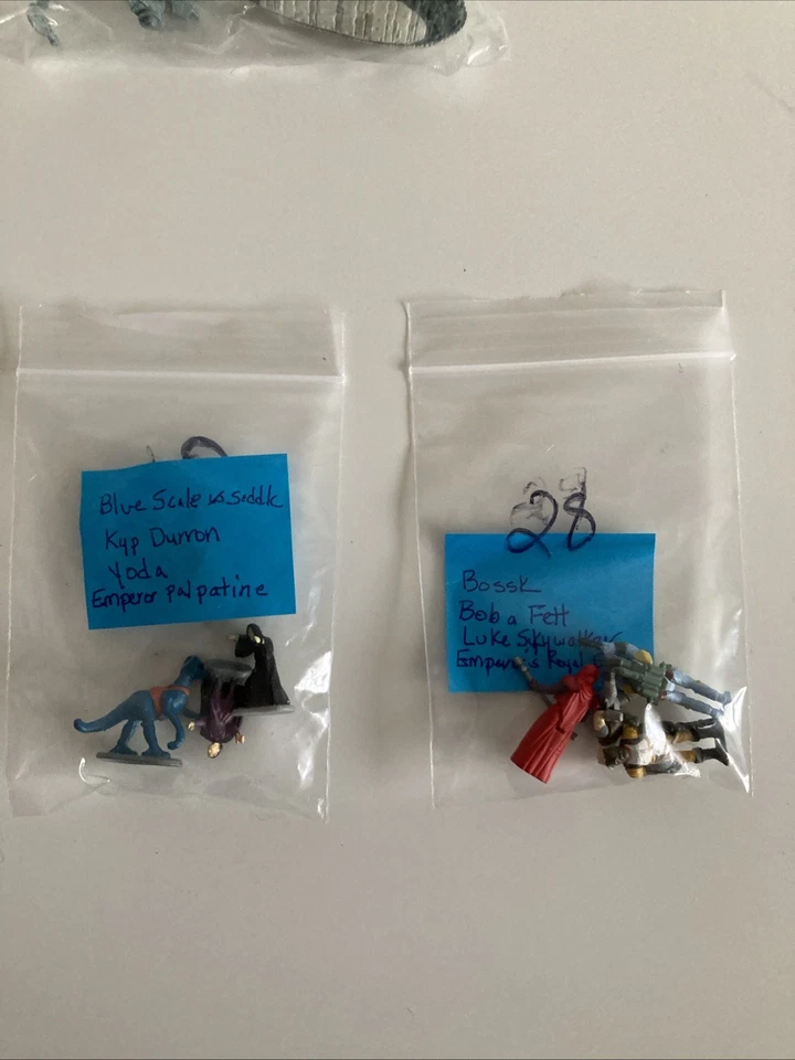Винтажный лот из 23 микро машин и персонажей / людей Star Wars #C - Изображение 2 из 4