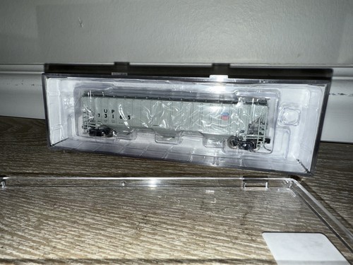 Tolva de 3 bahías InterMountain escala N Union Pacific UP 73165 653111-02 pequeño defecto | Zustand: Used