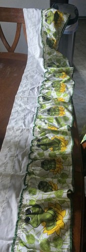 Sears Roebuck, Neil The Frog Valance Curtain