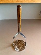 Vintage Maid of Honor Stainless Potato /Veggie Masher w/Wood Handle USA Made