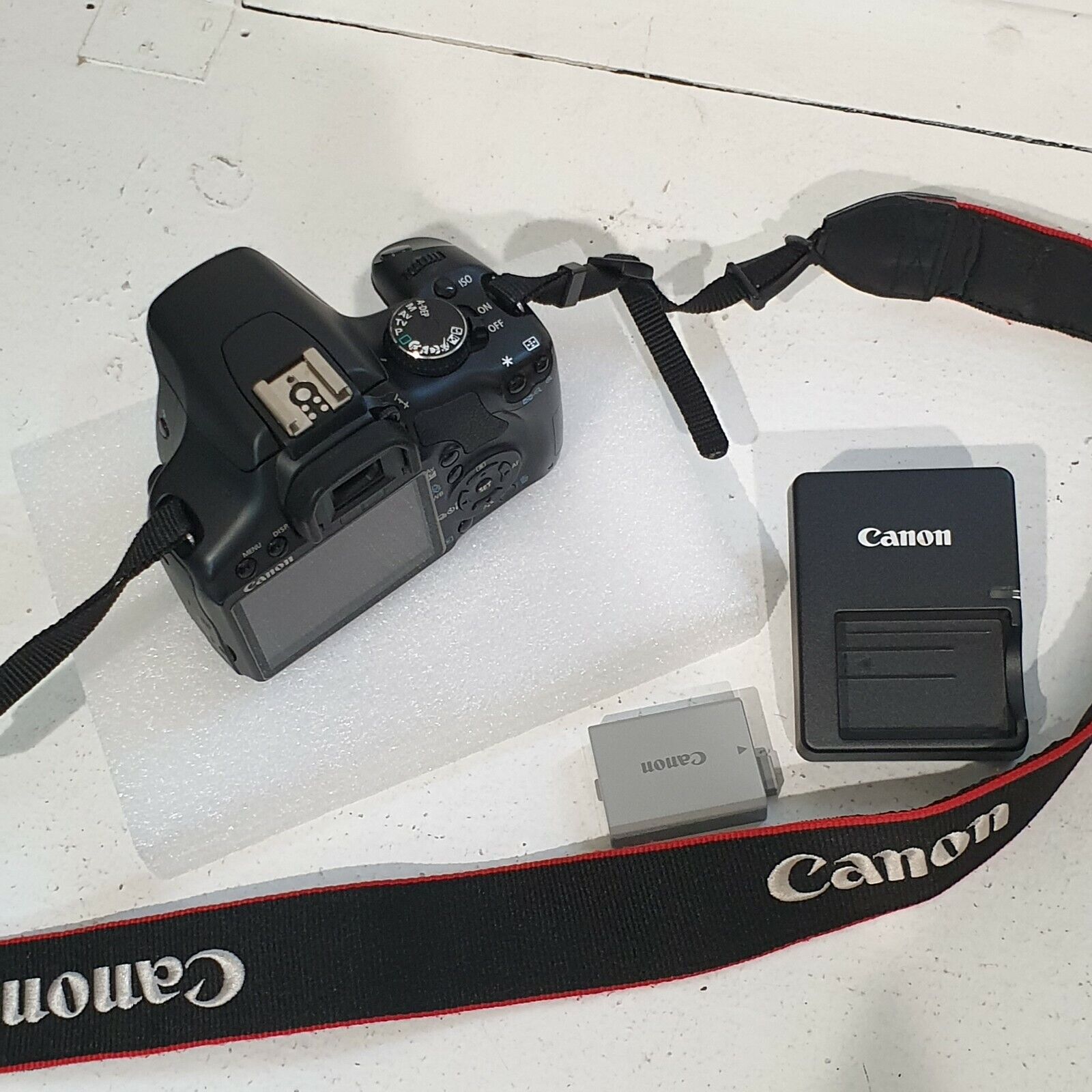 Canon EOS Rebel XSi / 450D 12.2MP Digital SLR Camera - Black (Body Only)