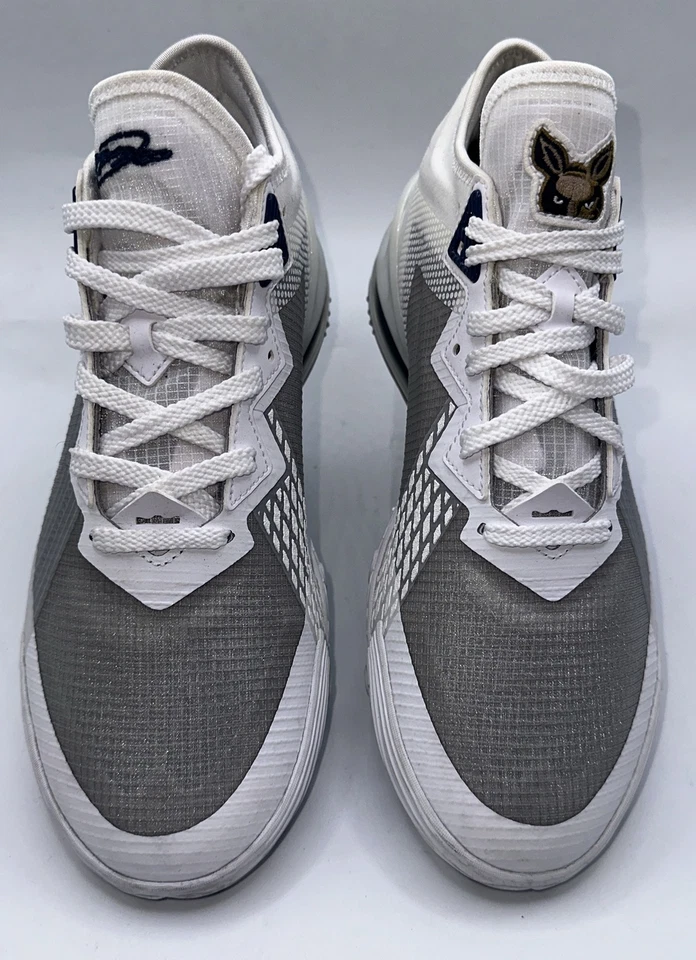 Nike LeBron 18 Low University Of Akron Zips PE Promo Sample Size 6.5 Sneakers - Image 2 of 4