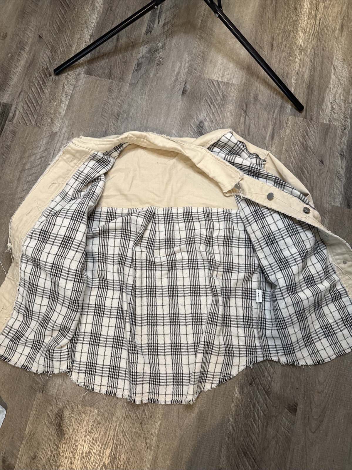 Distressed Raw Edge Plaid Patchwork Denim Jacket … - image 5