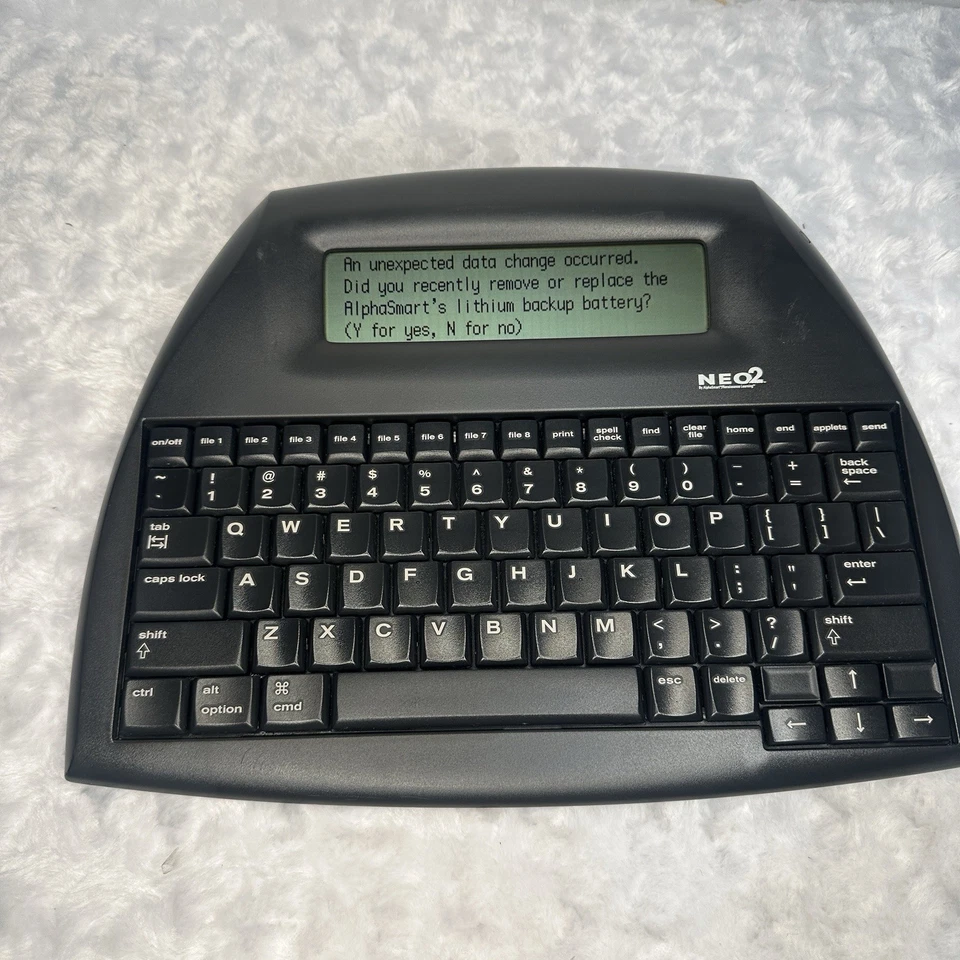 Alphasmart NEO2 Word Processor With USB Cord & New Batteries See Video Free Ship - Image 3 of 4