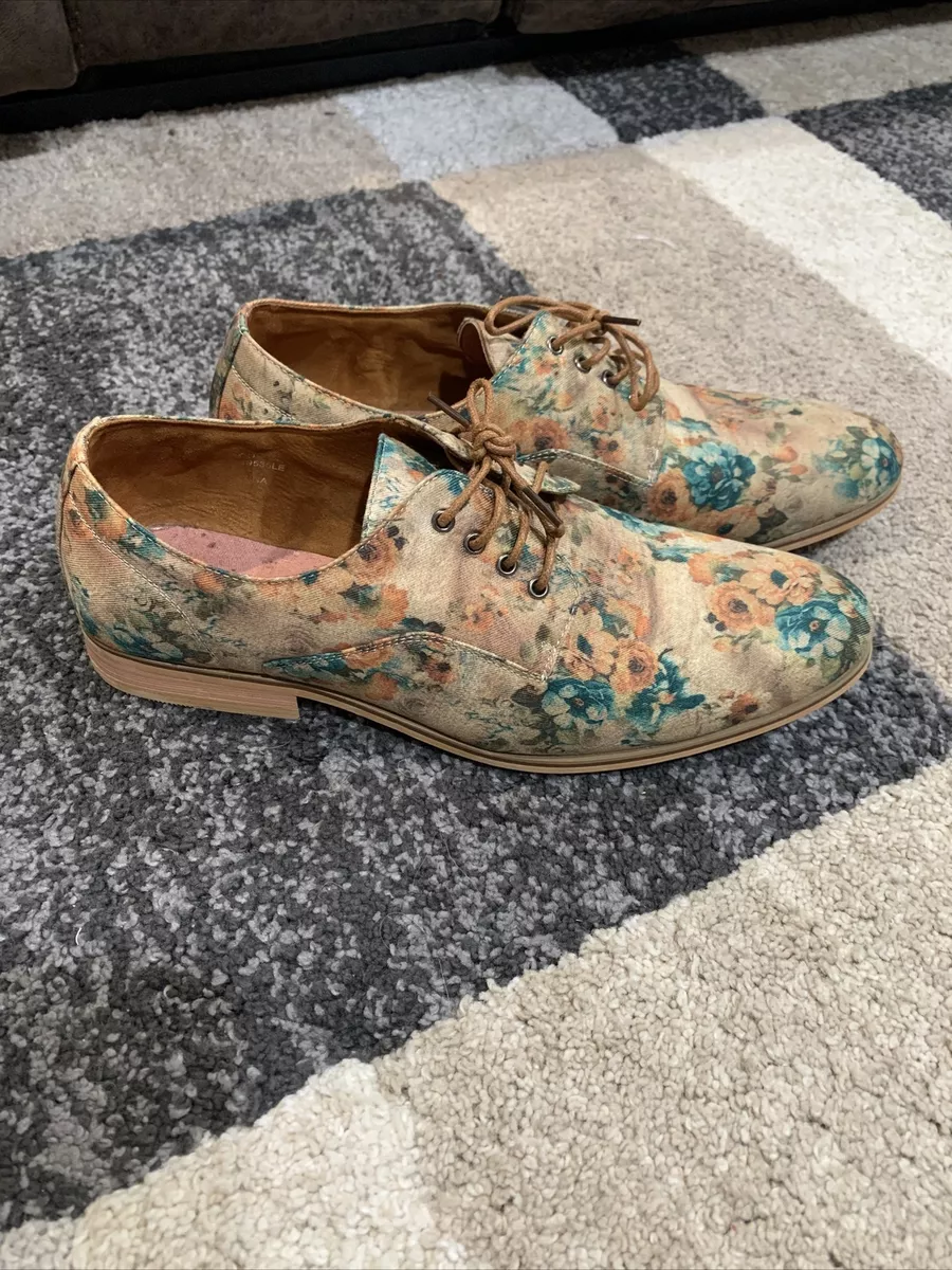 Floral shop dress shoes