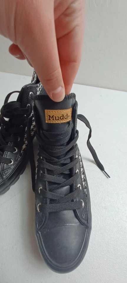 Mudd Jupiter-01L Ladies Black Lace Up Boots Checkered Size 7.5 - Image 2 of 4