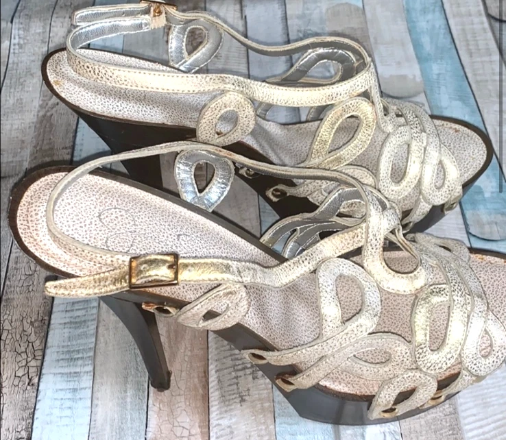 Sandálias Stiletto de Madeira Jessica Simpson, Feminina Tamanho 9.5B, Marfim - Imagem 2 de 4