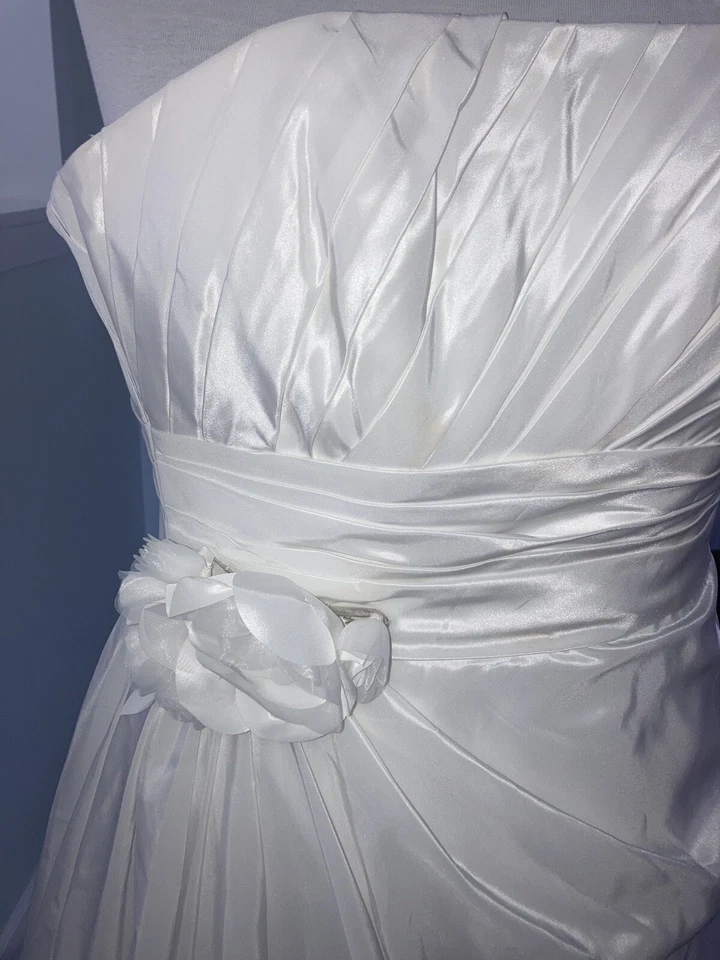 David's Bridal Wedding Dress Gown New Size 10 Style # WG3025 Strapless taffeta - Image 2 of 4