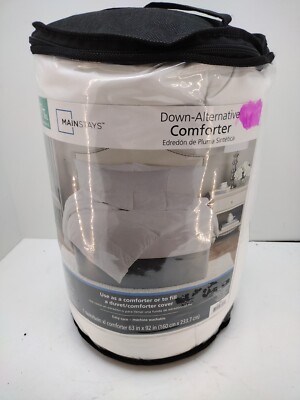 New Mainstays Down Alternative white Comforter, Twin Original unopened package.