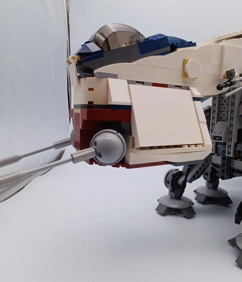 Authentic LEGO Star Wars: Republic Dropship with AT-OT Walker 10195 No Figs/READ - Image 3 of 4