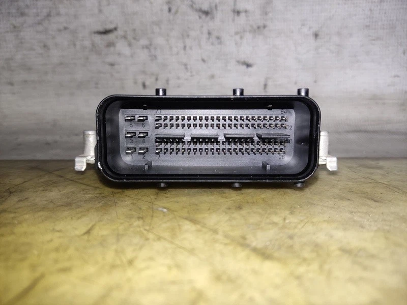 3911703001 centralina motore per KIA RIO III 1.2 CVVT 2011 1084633 - Immagine 2 di 4