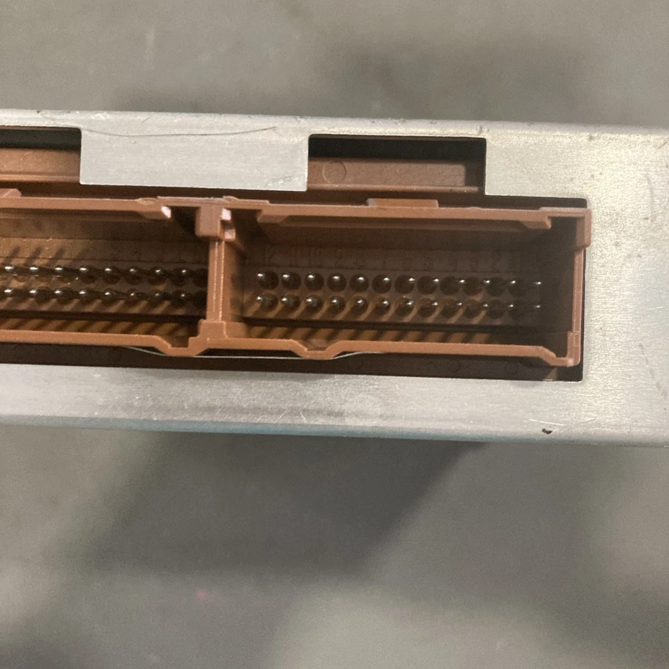 1994-1995 Isuzu Rodeo ECU/ECM 16196319 - Image 4 of 4