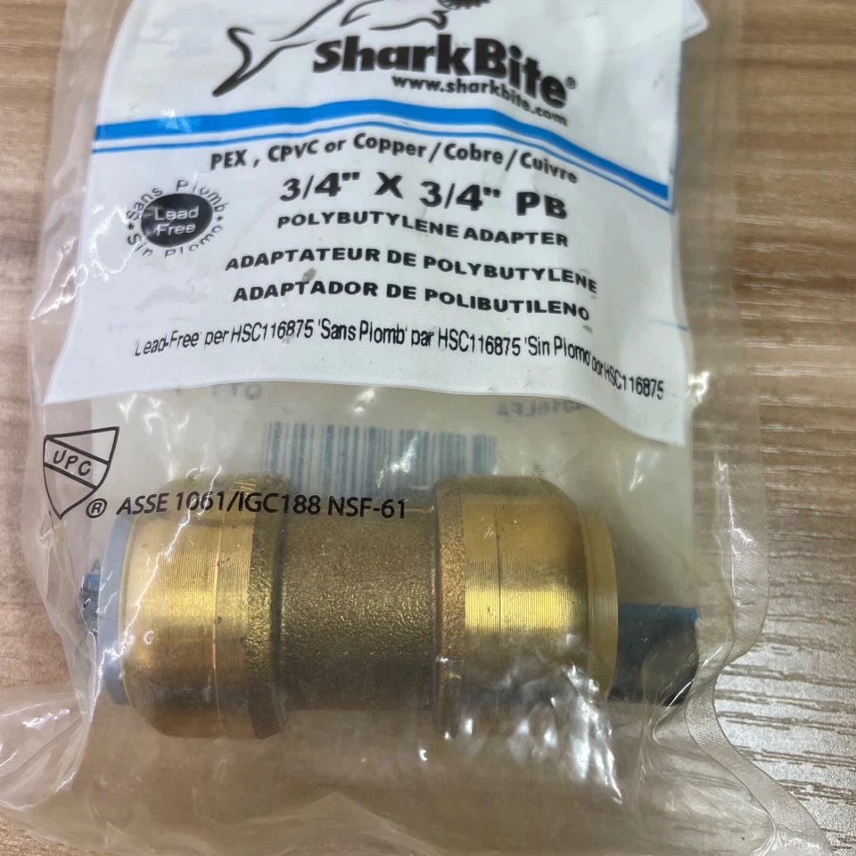 SHARKBITE 3/4” Push-to-Connect Brass Polybutylene Conversion Coupling, U4016LFA - Image 3 of 4