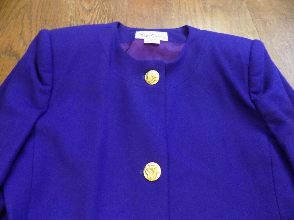 Blazer De Colección Elegante Púrpura Profundo Oleg Cassini Talla 14 Bolsillos Sin Cuello Chaqueta Usado en Excelente Condición Foto 2 de 4