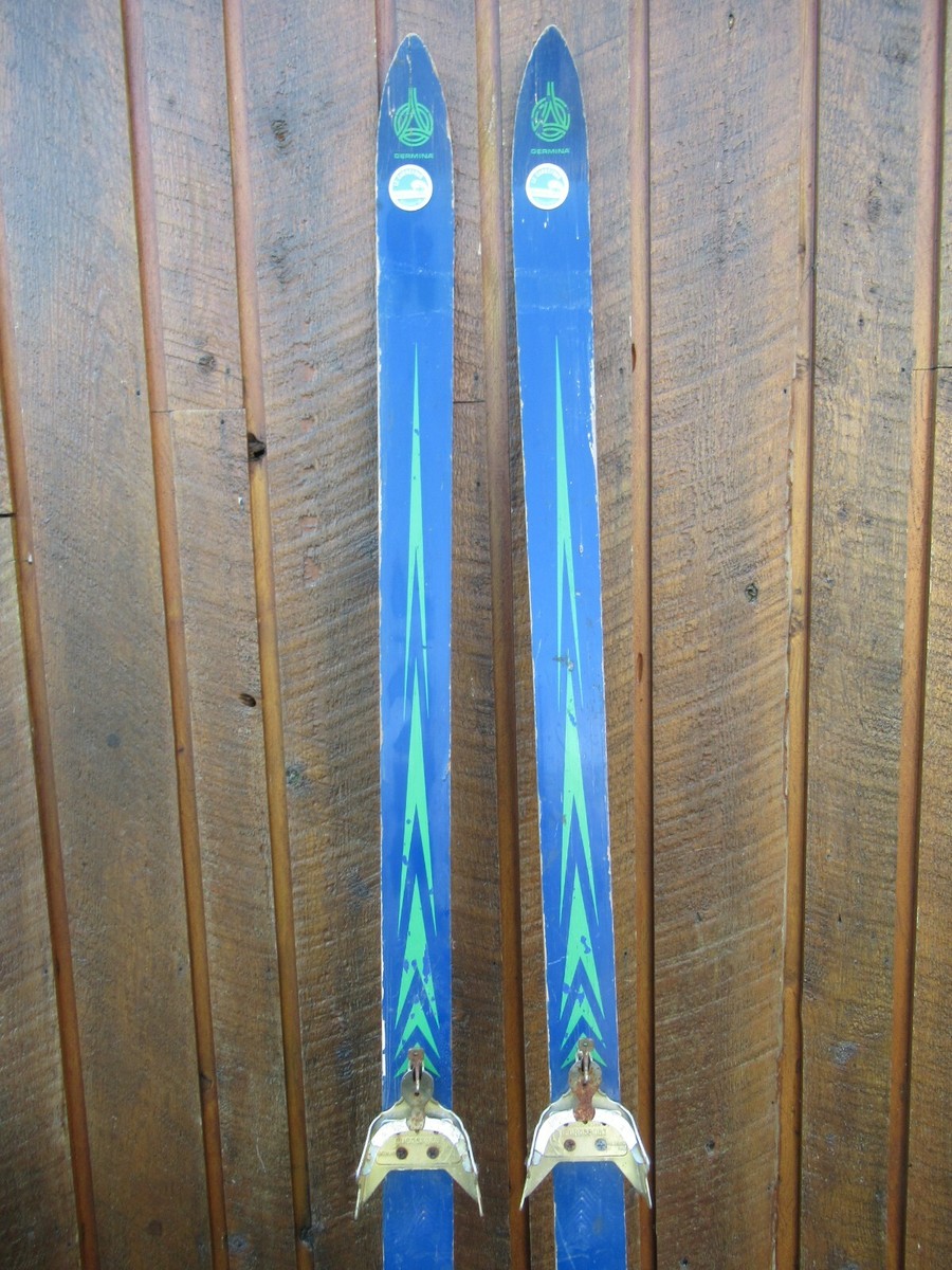 VINTAGE HICKORY Wooden 73