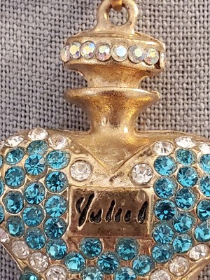 Betsey Johnson Rhinestone Perfume Bottle Necklace Blue  display picture 2