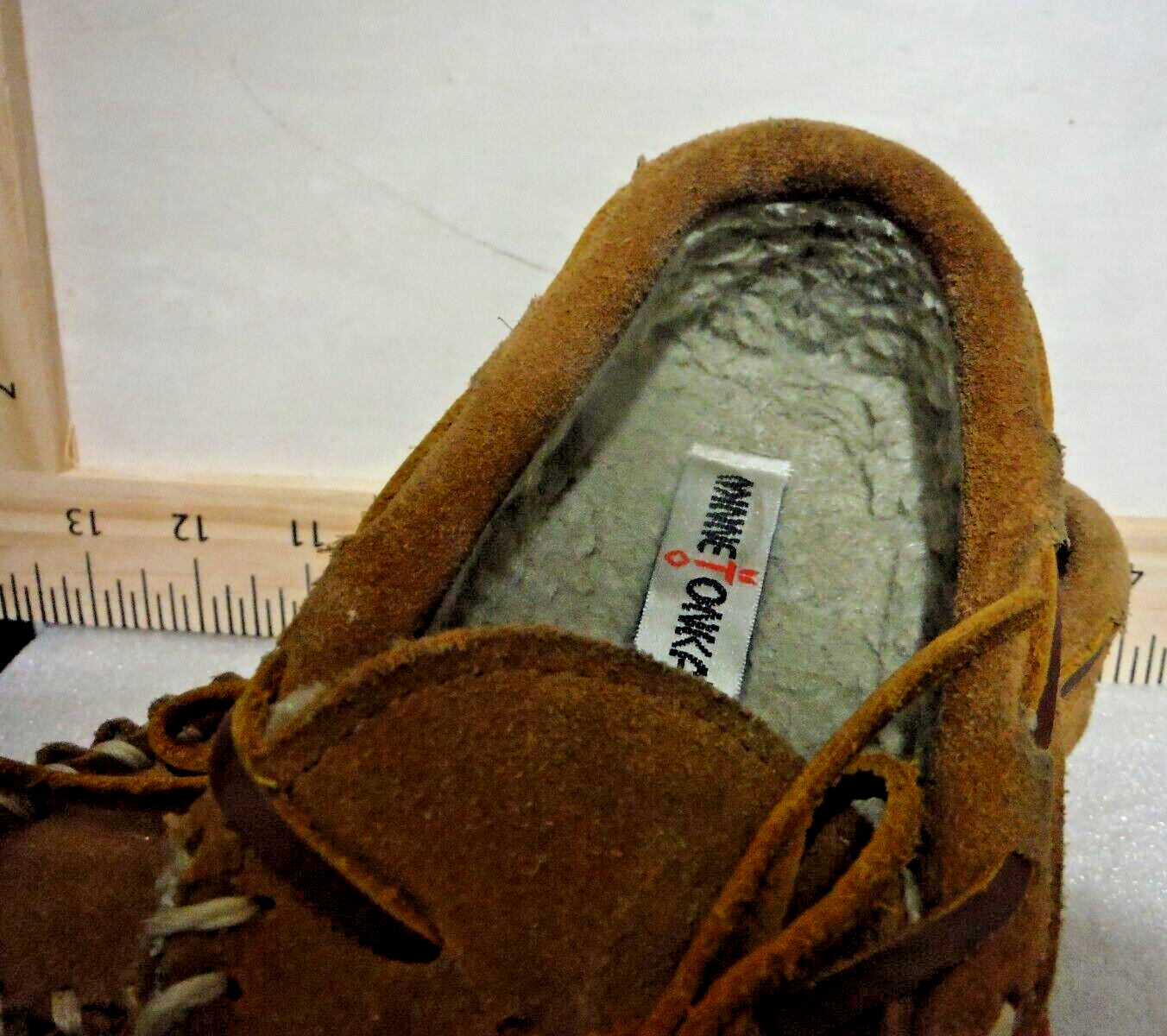 SAOLA Pantofole Minnetonka giovani marroni in pelle foderate punta moc suola dura taglia 11 48401