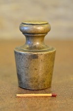 Altes Messinggewicht zu 2 Pfund, konisch