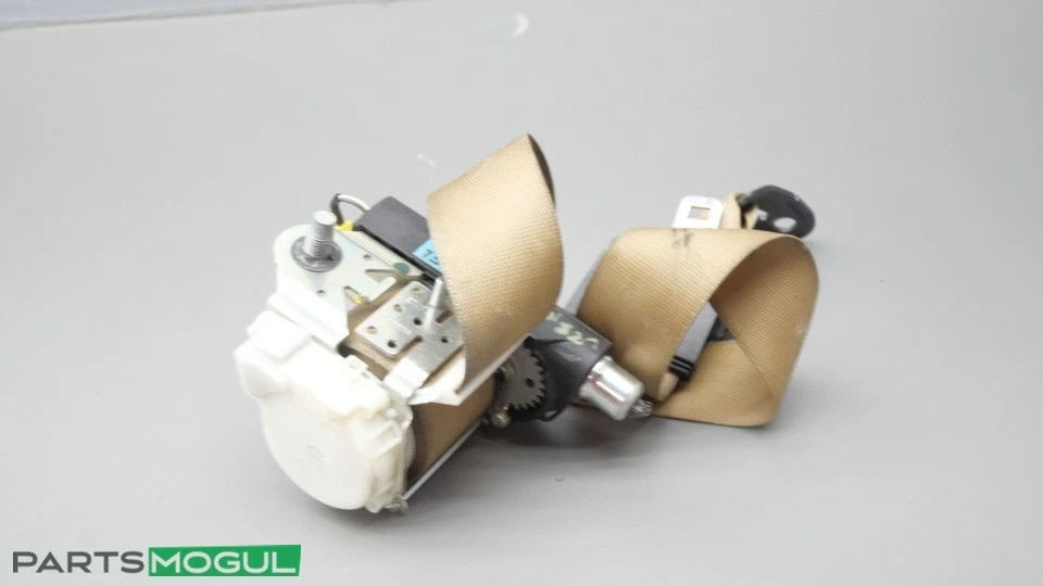 06-13 Mercedes-Benz R350 trasero derecho segunda fila cinturón de seguridad retractor OEM Foto 2 de 4